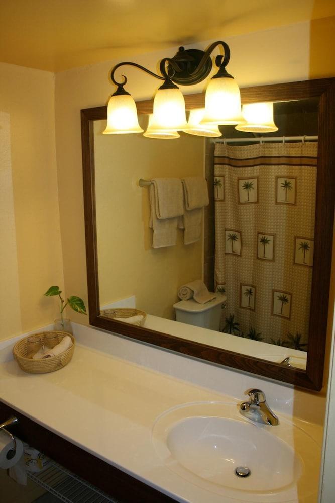 Hotel On The Cay Christianted Bagian luar foto
