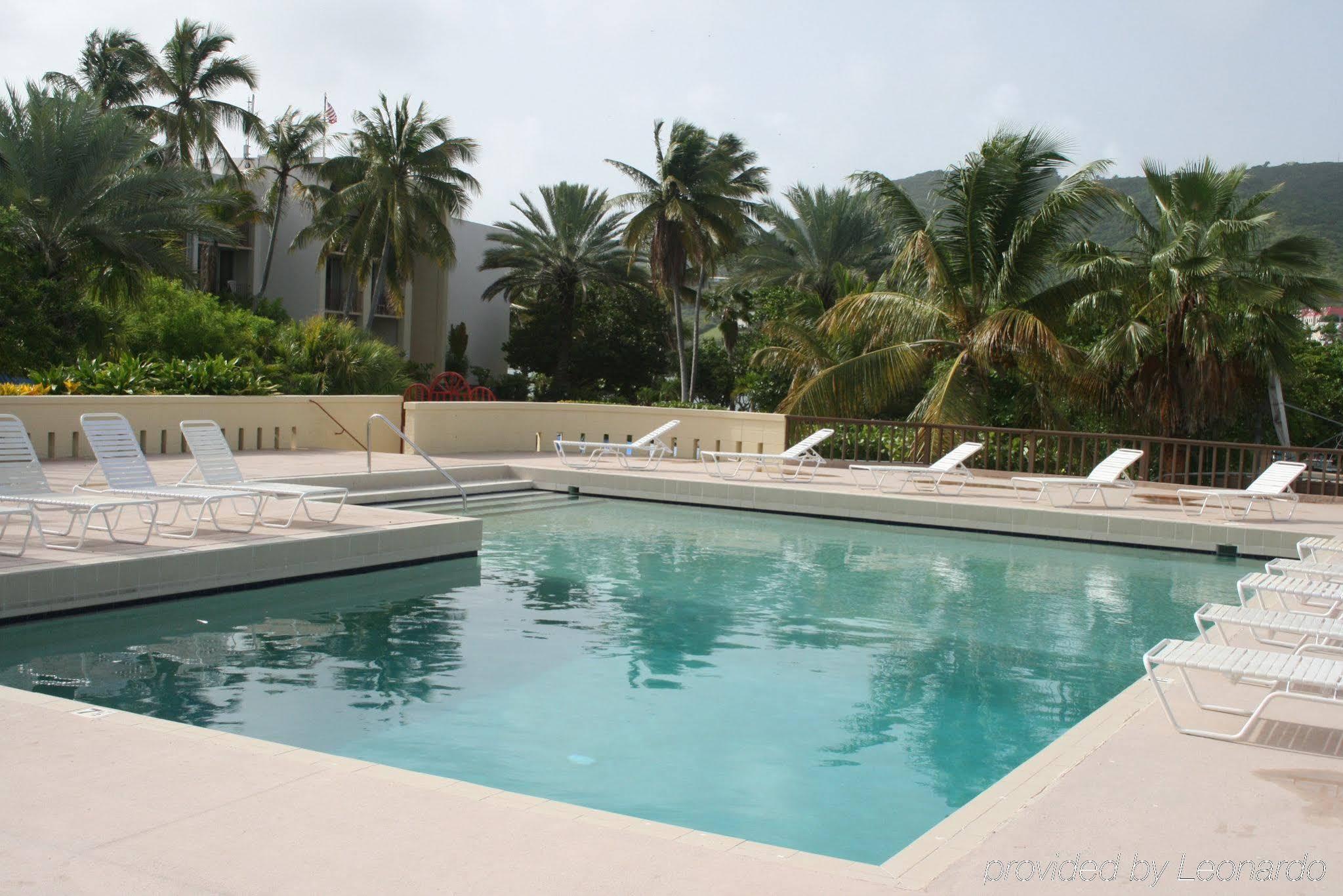 Hotel On The Cay Christianted Bagian luar foto